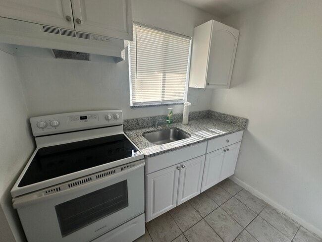 Photo - 6054 Forest Hill Blvd Unit 102