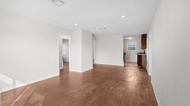 Photo - 12402 Industrial Rd