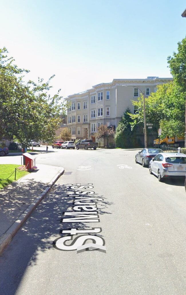 Building Photo - 71 Saint Marys St Unit ## Rental