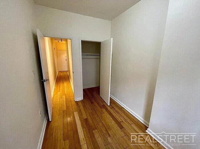Photo - Spacious 3BR Apartment with Backyard Access in Prime Bushwick Unit 1L