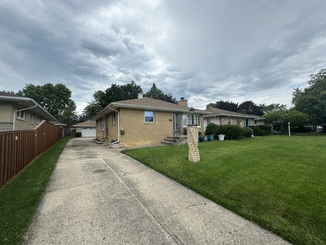 Photo - 1807 Oakland Ave