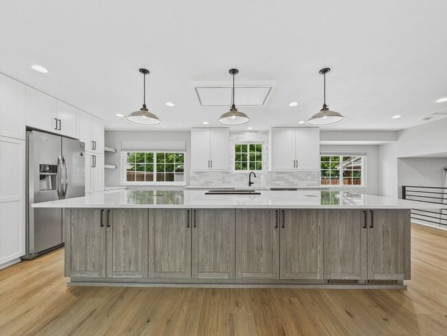 Photo - Gorgeous Home in Centennial!