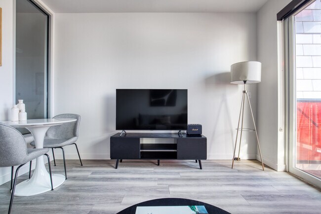 Photo - 1530 Belmont Ave Unit FL3-ID3392A