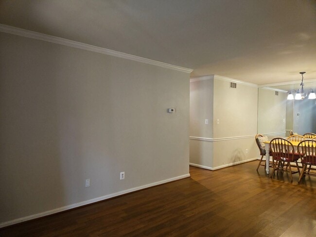 Photo - Bright and Cozy 1 Bed 1 Bath Condo In With Balcony In Vibrant Burke Cove