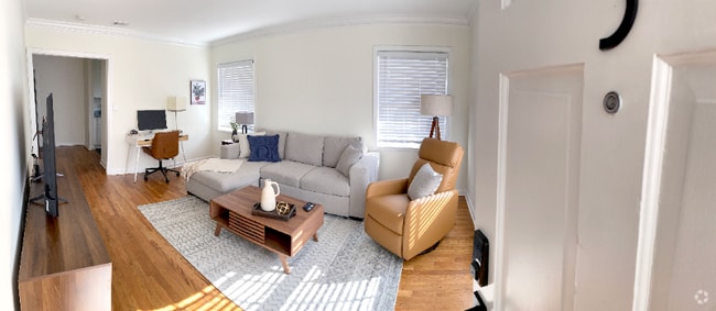 Building Photo - 6 W 51st St Rental