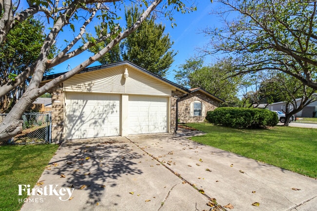 Photo - 502 Oak Ridge Pl