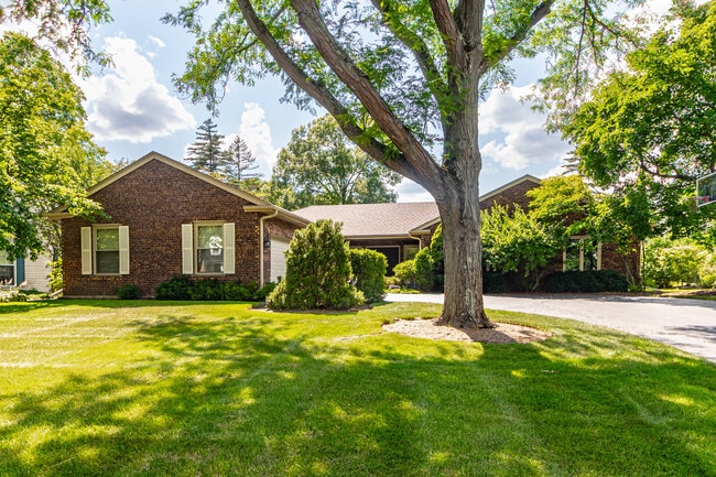 Photo - 31 Fox Trail