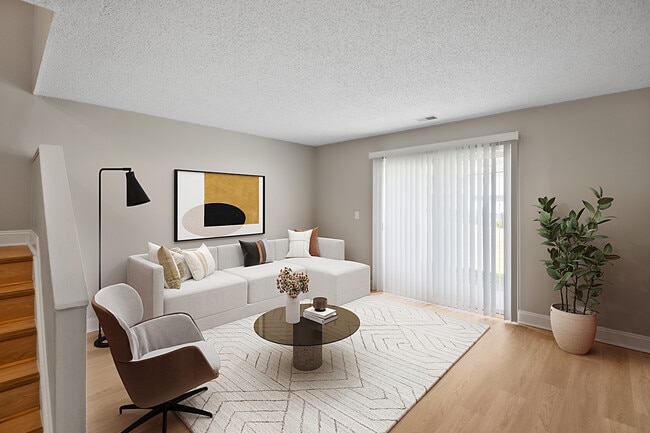 Colonial Pointe Apartments