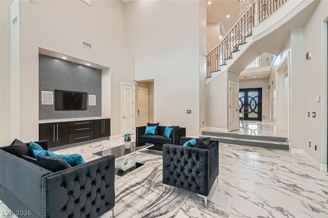 Photo - 5367 Secluded Brook Cir