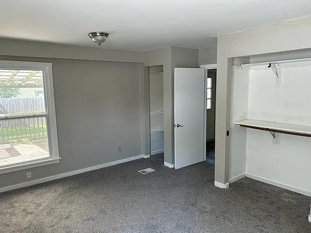 Photo - 210 S 6th St