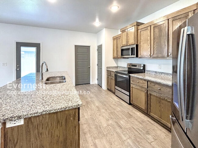 Photo - 718 Freedom Cir