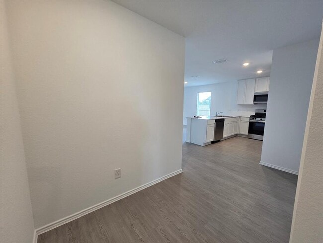 Photo - 12920 Eastland Dr