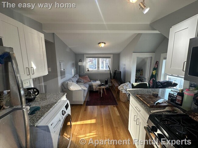 Photo - 287 Beacon St Unit #2