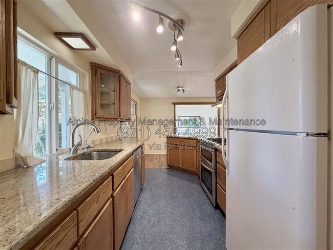 Photo - 4670 SW 160th Ave