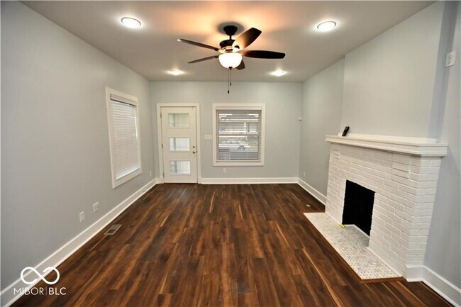 Photo - 2959 N Delaware St