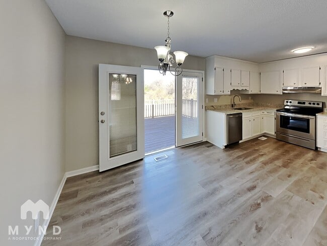 Photo - 2436 Judith Ave