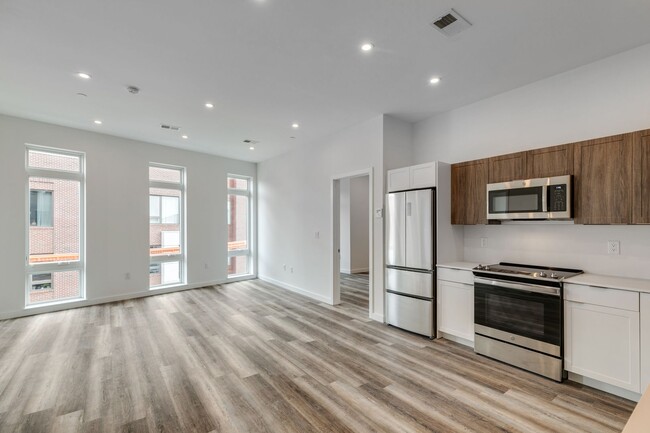 Photo - 2 Bedroom in Northern Liberties - Parking Available