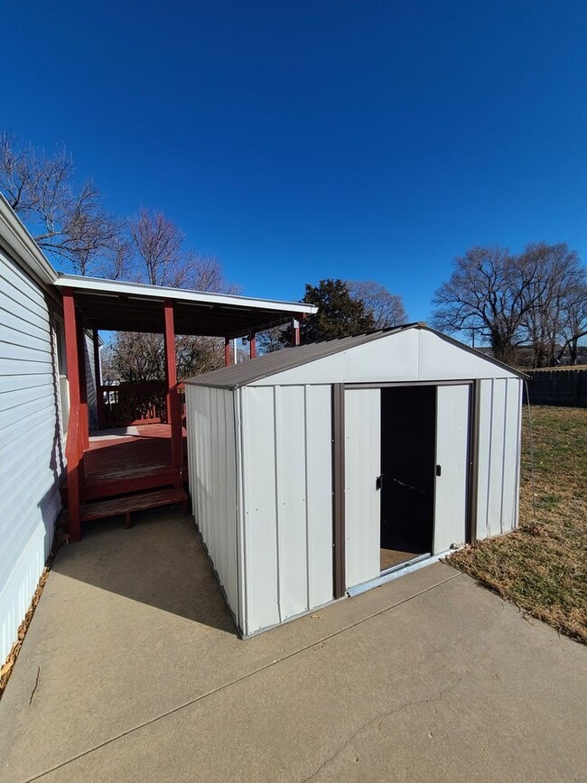 Photo - Newer 2 Bed 1 Bath Mobile Home