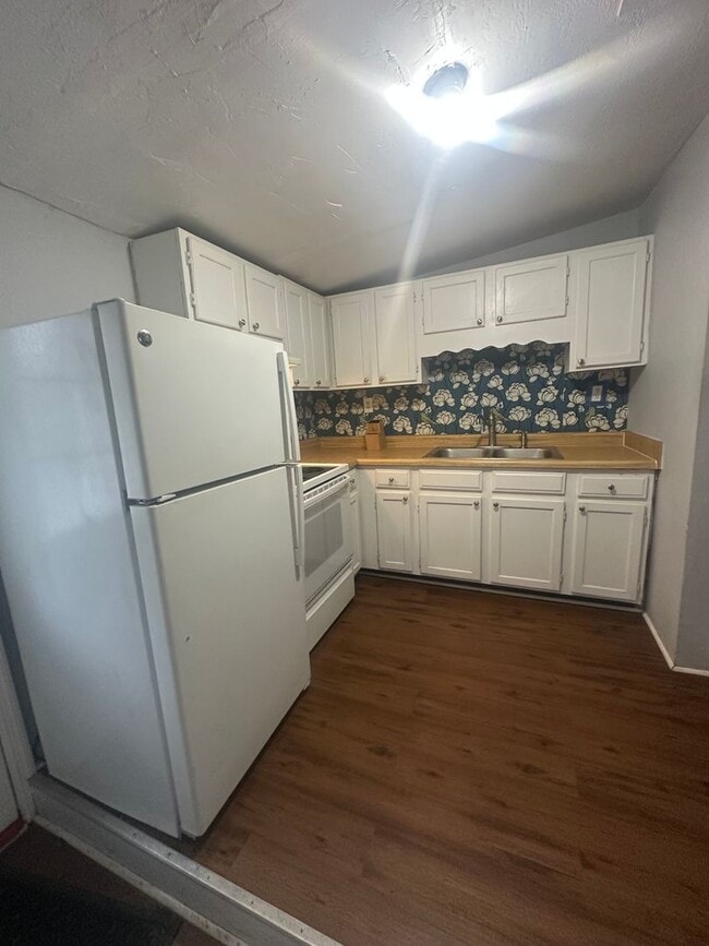 Photo - 2426 Kingsley Pl