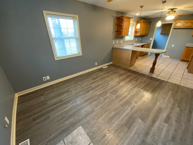 Photo - 612 E Mc Neil Ave