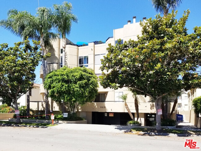 Photo - 825 S Shenandoah St Unidad 203