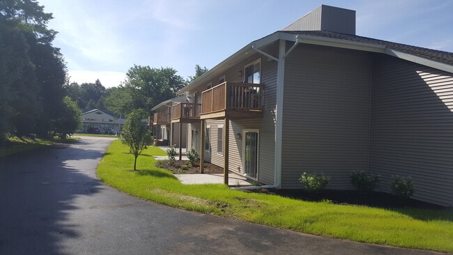 Building Photo - 201 Penny Ave Unit 2A