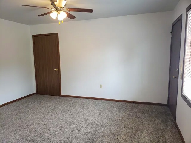 Photo - 687 Wood Violet Ln Unidad 1