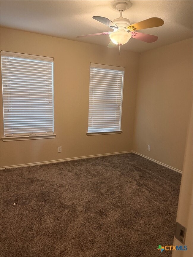 Photo - 647 Tom Kemp Dr