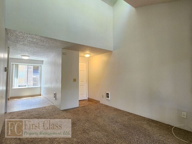 Photo - 3618 SW Beaverton Hillsdale Hwy Unit 25