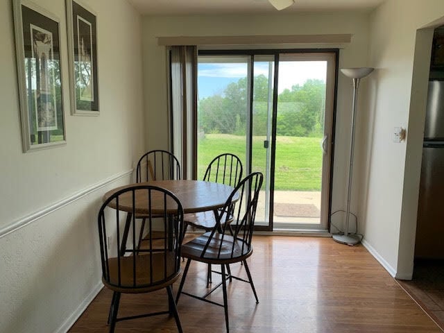 Photo - 2065 Libertyville Rd