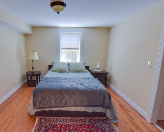Bedroom, full bed - 6225 Robinwood Rd Unit In-Law-Suite