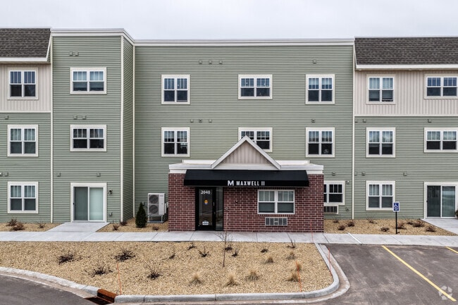 Photo - The Maxwell II