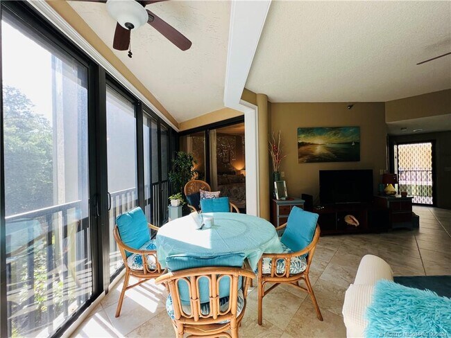 Photo - 221 NE Plantation Rd Unit 215