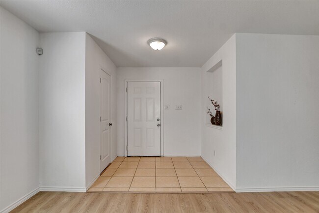 Photo - 18226 Coreland Ln