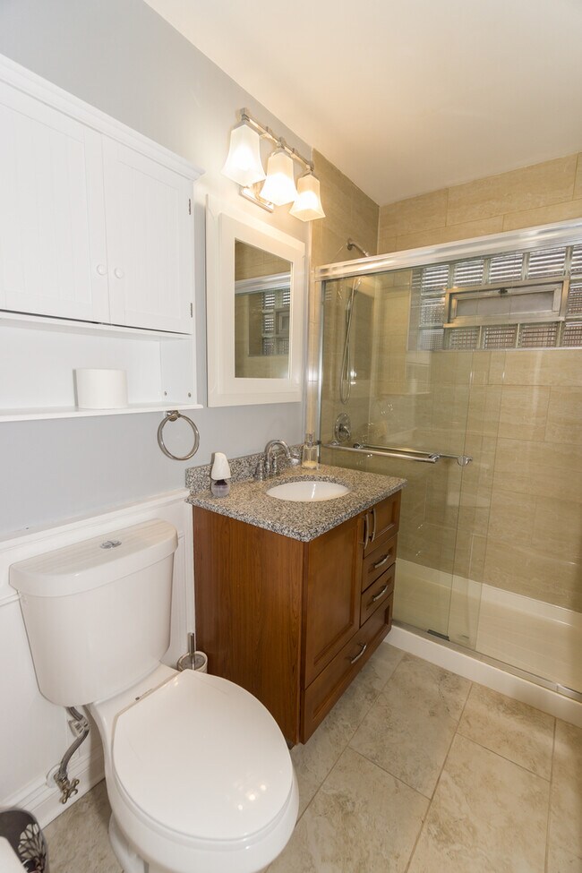 Photo - 4600 Warsaw Ave