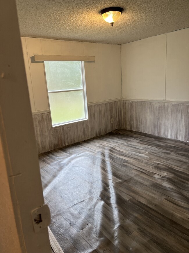 Photo - 16323 NE 137th Terrace