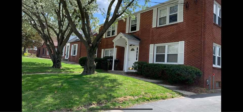 Photo - 5832 Grand Ave Unidad 4