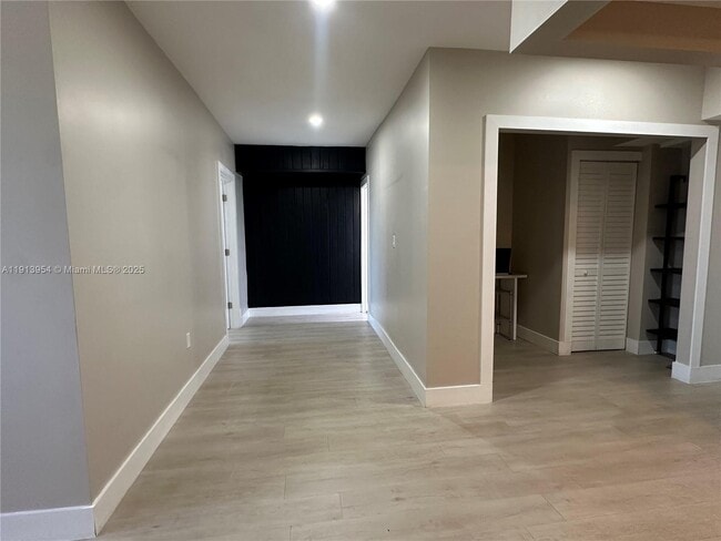 Photo - 5731 NW 37th St Unit 500-F