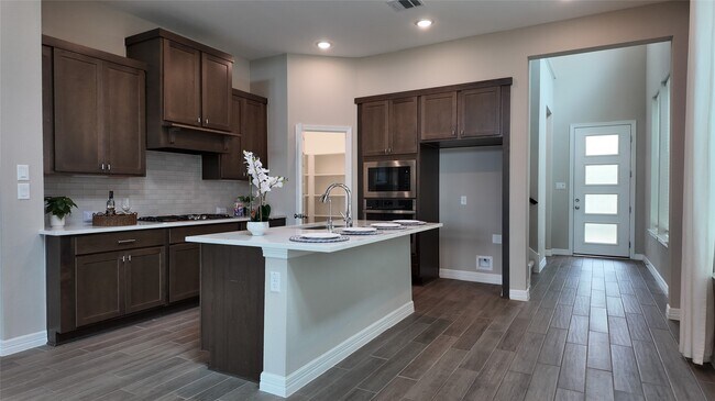 Photo - 360 Mallorn Ln