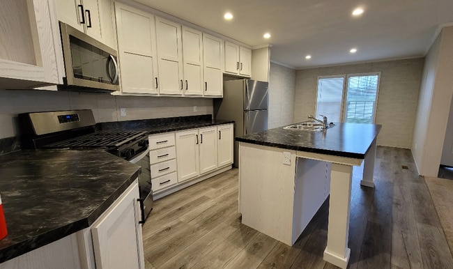 Building Photo - 49497 Au Lac Dr E