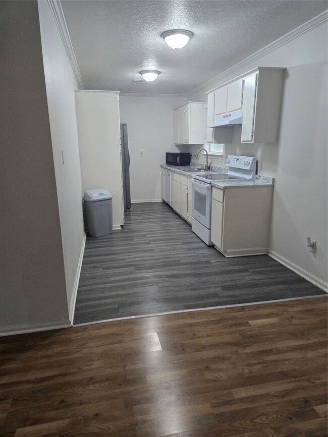 Photo - 4215 Ross Ave