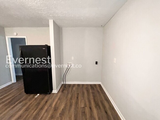 Photo - 4435 Lincolndale Dr