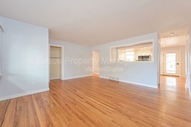 Photo - 6186 S Southwood Dr