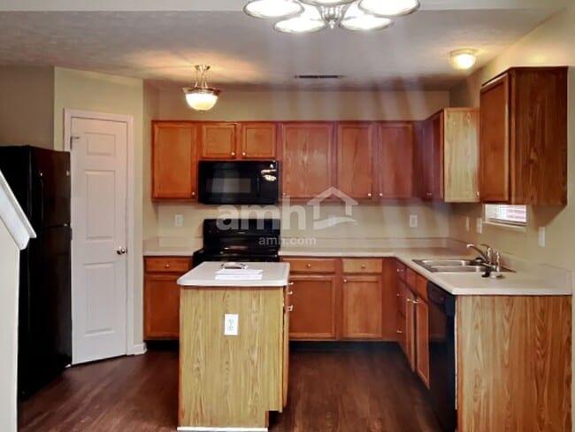 1947 Acorn Ct