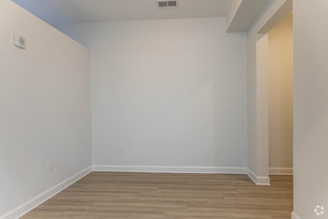 1BR, 1BA - 440 SF - A1