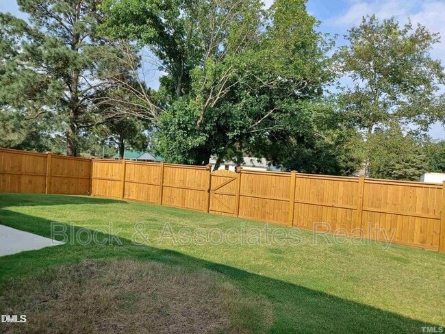 Photo - 2131 Fox Chapel Pl