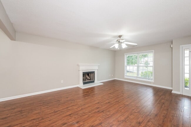 Photo - 3363 Newtons Crest Cir