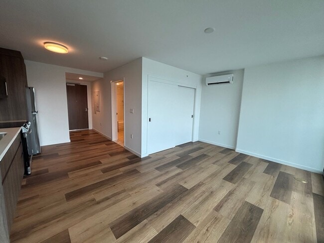Photo - 2510 Unit 2110R