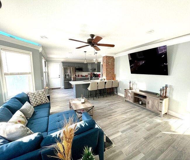 Photo - 87 S Whittlesey Ave Unit 1