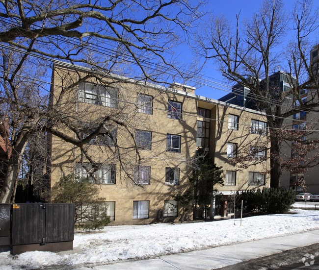 Photo - Oriole Apartments